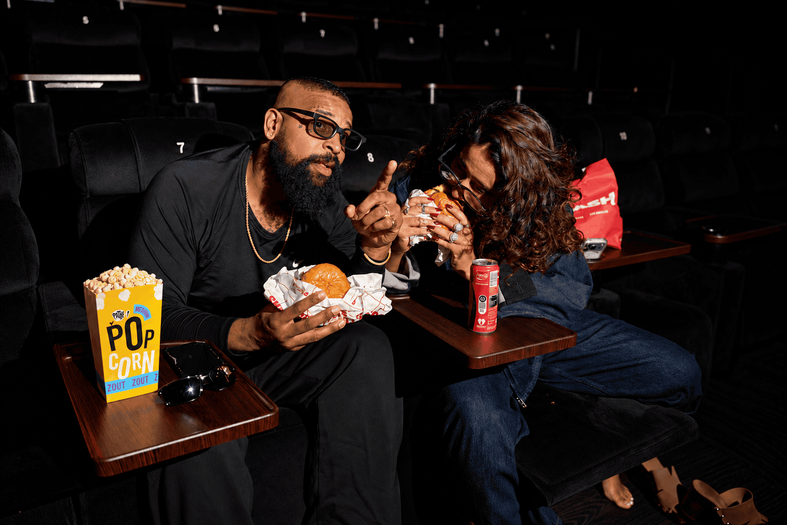 Smash burgers are coming to Pathé De Kuip, and you can eat them during the film Smash opens at Pathé De Kuip in Rotterdam on 28 October 2026. Find out how you can enjoy a freshly prepared burger during your next cinema visit.